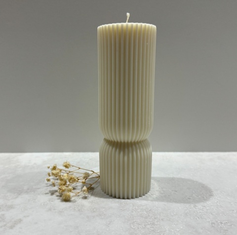 Świeca sojowa geometryczna - kolumna