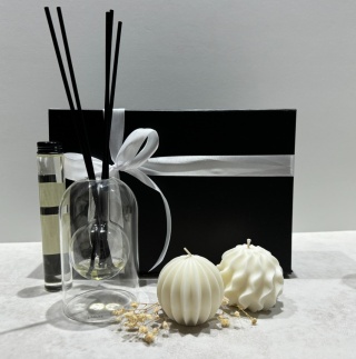 Zestaw średni nr 5: elegancki dyfuzor i dwie świeczki dekoracyjne